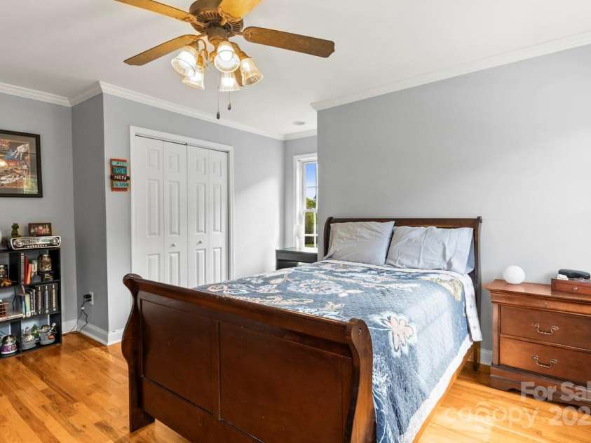 3300 Paul Heavner Lane, Lincolnton, NC 28092.  MLS# CAR4248315, YatesRealty ID 10576. 