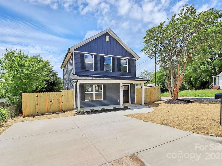 230 Georgia Street, Concord, NC 28025.  MLS# CAR4225492, YatesRealty ID 10578. 