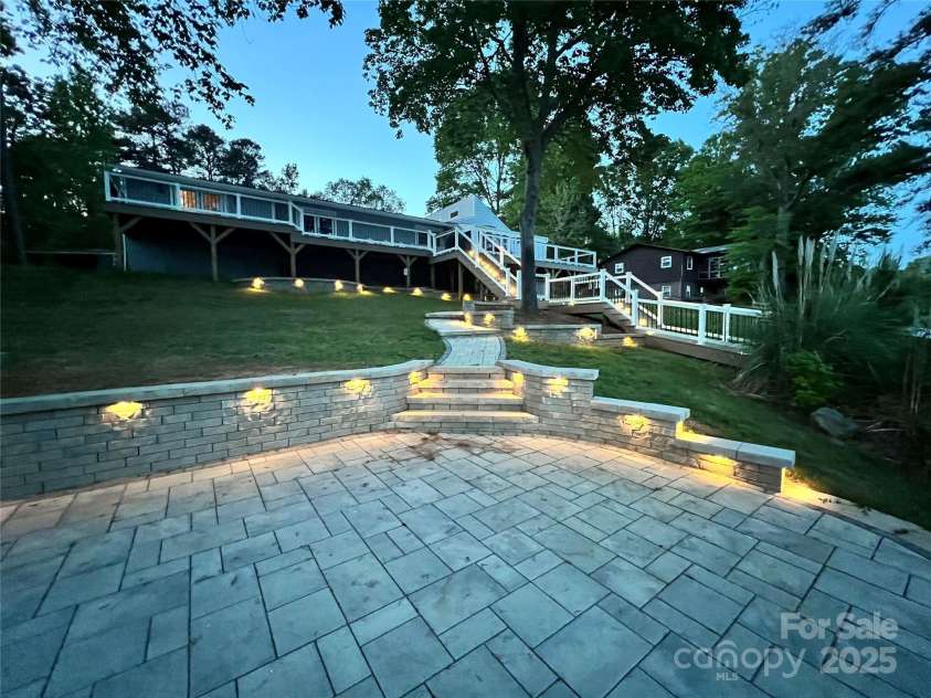 7326 Elmwood Lane, Denver, NC 28037.  MLS# CAR4238005, YatesRealty ID 10579. 