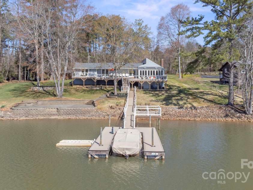 7326 Elmwood Lane, Denver, NC 28037.  MLS# CAR4238005, YatesRealty ID 10579. 