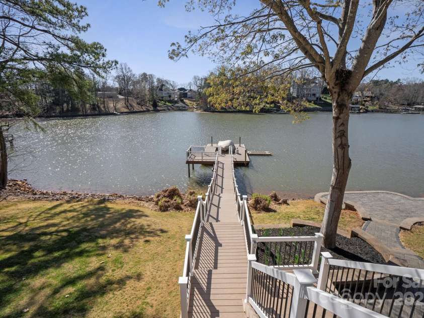 7326 Elmwood Lane, Denver, NC 28037.  MLS# CAR4238005, YatesRealty ID 10579. 