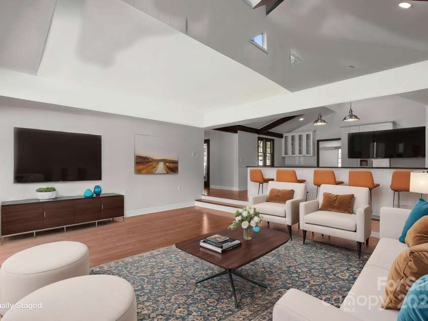 7326 Elmwood Lane, Denver, NC 28037.  MLS# CAR4238005, YatesRealty ID 10579. ARTIFICIALLY STAGED