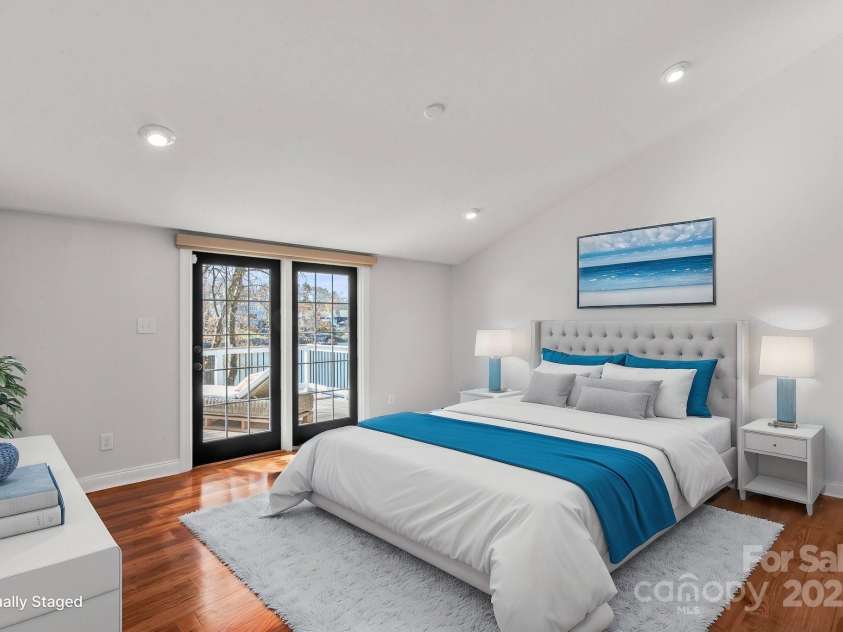 7326 Elmwood Lane, Denver, NC 28037.  MLS# CAR4238005, YatesRealty ID 10579. ARTIFICIALLY STAGED