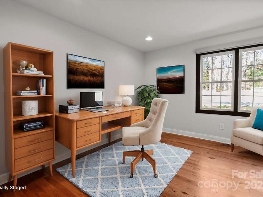 7326 Elmwood Lane, Denver, NC 28037.  MLS# CAR4238005, YatesRealty ID 10579. ARTIFICIALLY STAGED