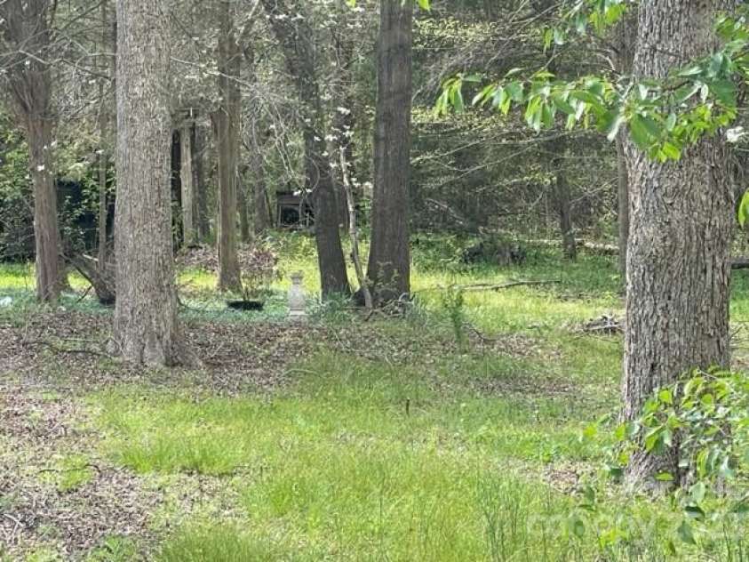 1833 Kiser Road, Lincolnton, NC 28092.  MLS# CAR4076336, YatesRealty ID 1058. 