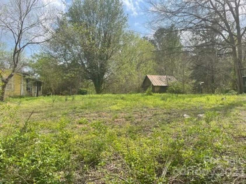 1833 Kiser Road, Lincolnton, NC 28092.  MLS# CAR4076336, YatesRealty ID 1058. 