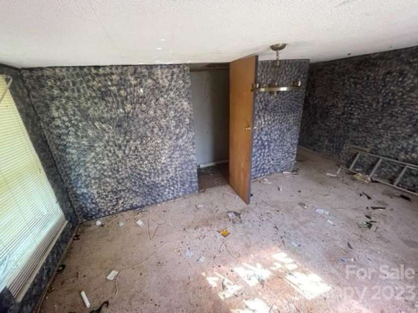 1833 Kiser Road, Lincolnton, NC 28092.  MLS# CAR4076336, YatesRealty ID 1058. 