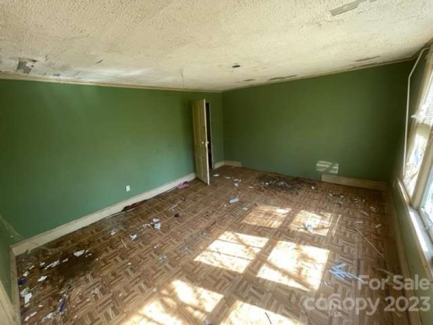 1833 Kiser Road, Lincolnton, NC 28092.  MLS# CAR4076336, YatesRealty ID 1058. 