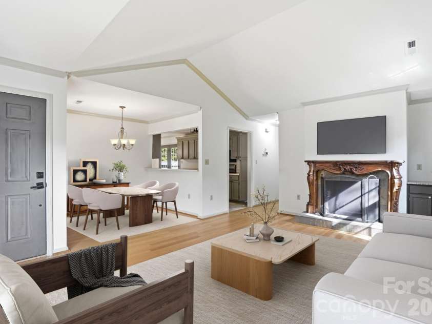 728 Clayfield Court, Charlotte, NC 28209.  MLS# CAR4366490, YatesRealty ID 10580. Virtually Staged 