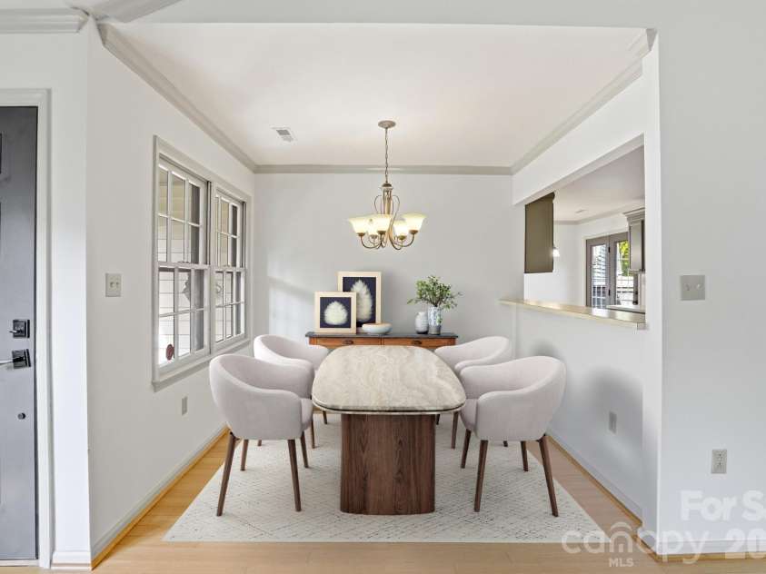 728 Clayfield Court, Charlotte, NC 28209.  MLS# CAR4366490, YatesRealty ID 10580. Virtually Staged