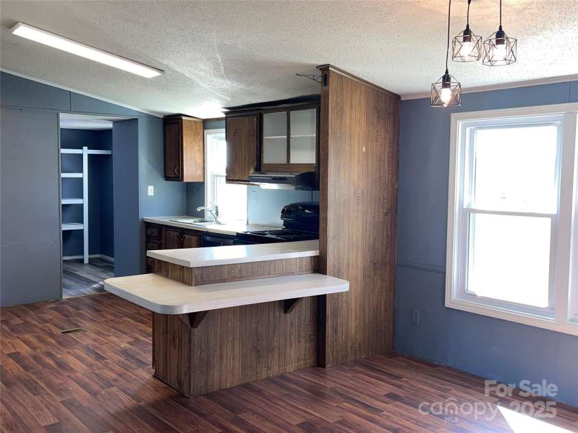 485 Harper Miller Drive, Cleveland, NC 27013.  MLS# CAR4231212, YatesRealty ID 10582. KITCHEN/DINING AREA