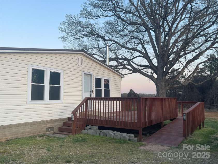 485 Harper Miller Drive, Cleveland, NC 27013.  MLS# CAR4231212, YatesRealty ID 10582. SIDE DECK WITH RAMP!