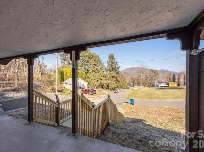 62 Mitchell Street, Canton, NC 28716.  MLS# CAR4338077, YatesRealty ID 10582. 