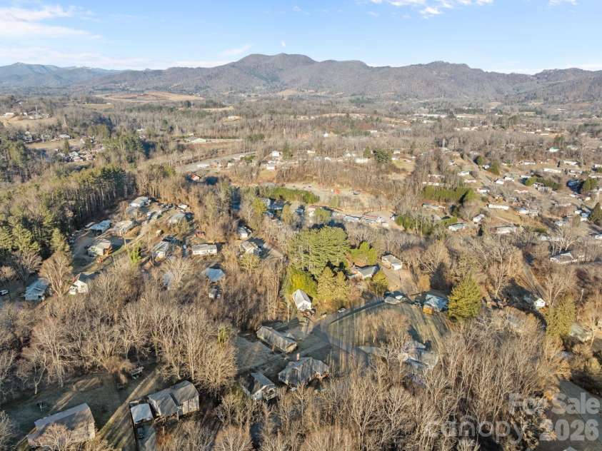 62 Mitchell Street, Canton, NC 28716.  MLS# CAR4338077, YatesRealty ID 10582. 