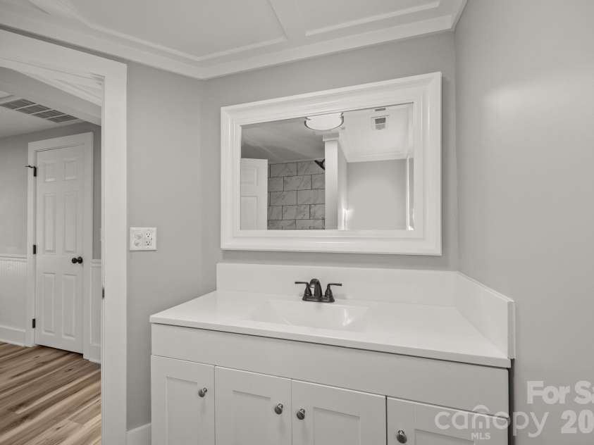 62 Mitchell Street, Canton, NC 28716.  MLS# CAR4338077, YatesRealty ID 10582. 