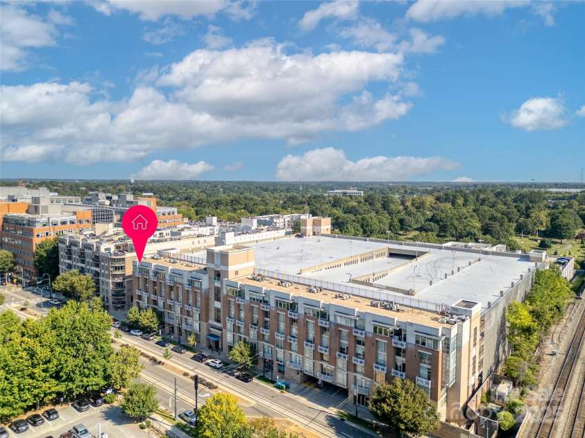710 Trade Street, Charlotte, NC 28202.  MLS# CAR4304534, YatesRealty ID 10583. 