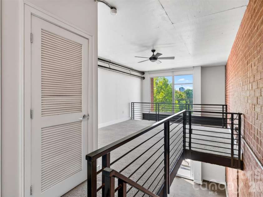 710 Trade Street, Charlotte, NC 28202.  MLS# CAR4362651, YatesRealty ID 10583. 