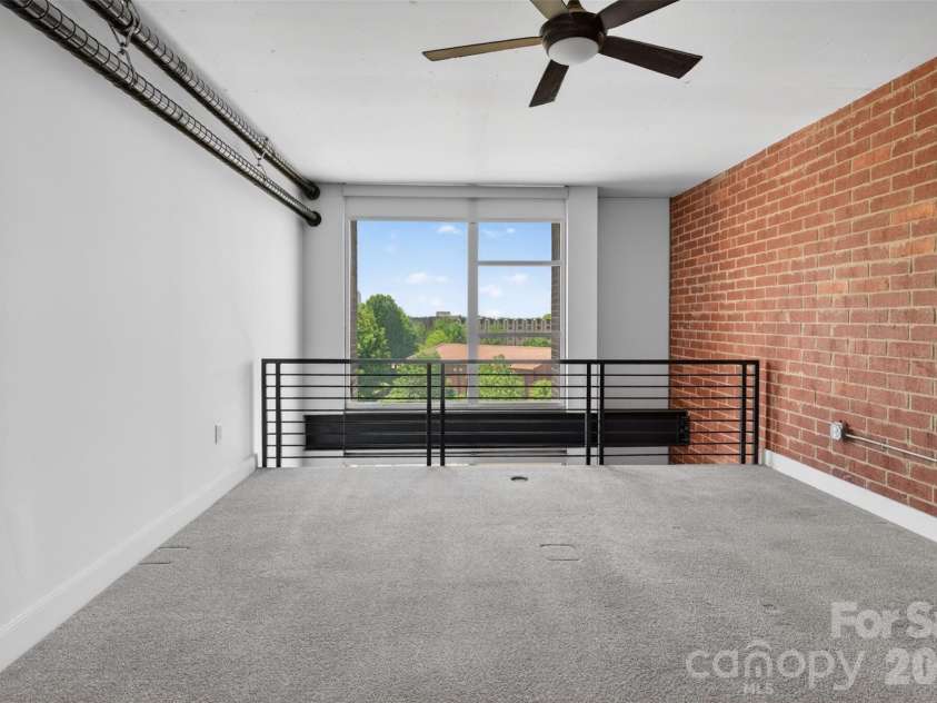 710 Trade Street, Charlotte, NC 28202.  MLS# CAR4362651, YatesRealty ID 10583. 