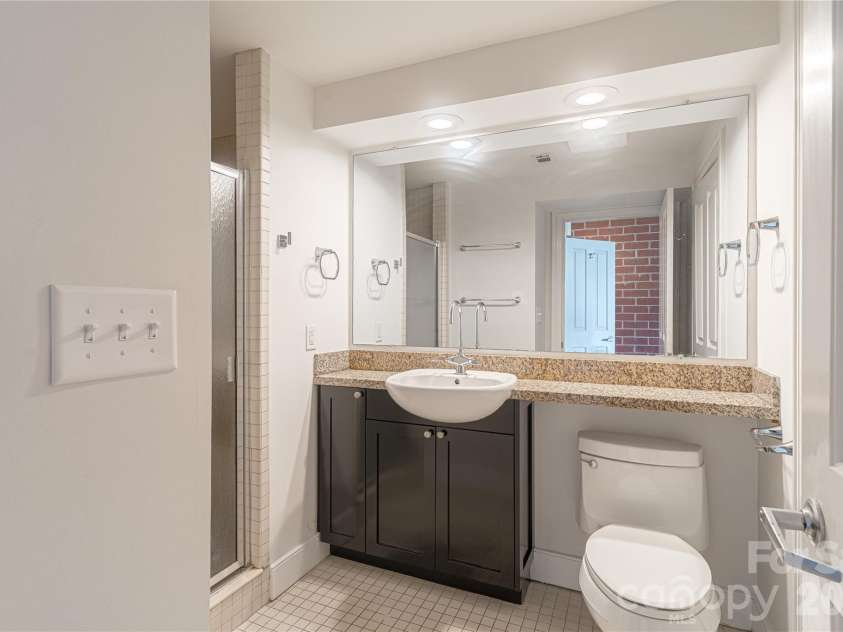 710 Trade Street, Charlotte, NC 28202.  MLS# CAR4362651, YatesRealty ID 10583. 