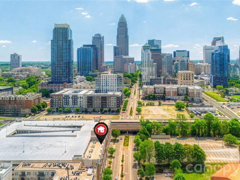 710 Trade Street, Charlotte, NC 28202.  MLS# CAR4362651, YatesRealty ID 10583. 