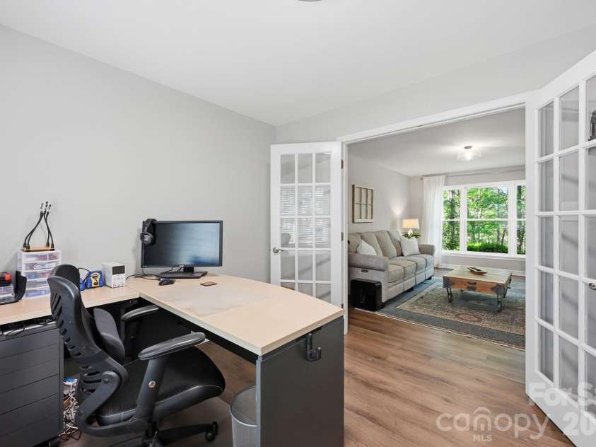 7319 Gilead Road, Huntersville, NC 28078.  MLS# CAR4366265, YatesRealty ID 10584. 