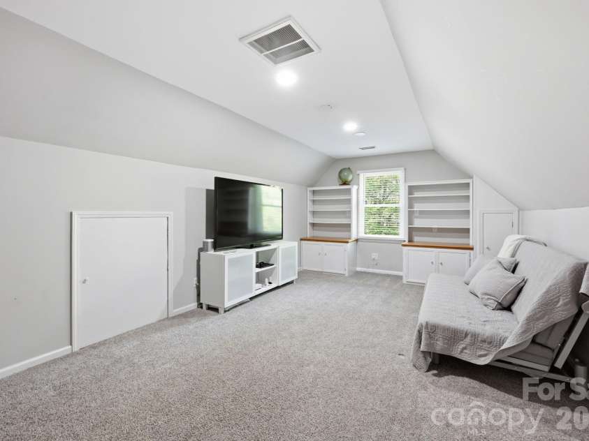 7319 Gilead Road, Huntersville, NC 28078.  MLS# CAR4366265, YatesRealty ID 10584. 