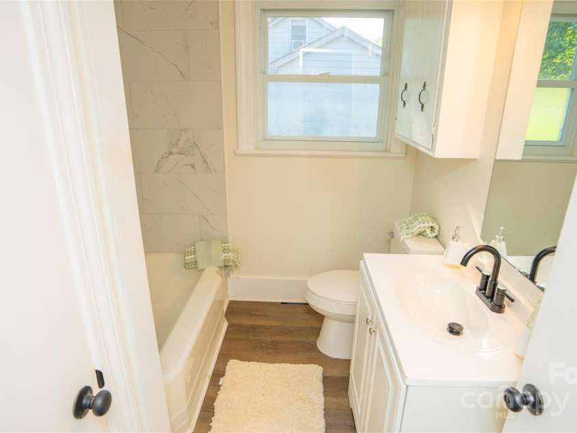 609 Rowan Mills Road, Salisbury, NC 28147.  MLS# CAR4167364, YatesRealty ID 10585. 