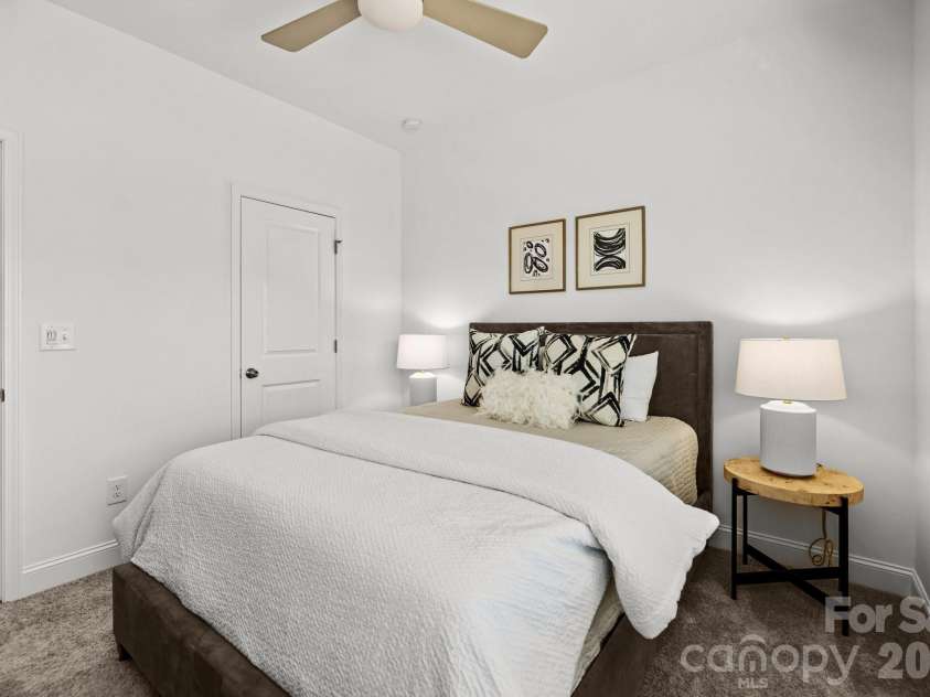 3208 Butler Hill Drive, Matthews, NC 28105.  MLS# CAR4368662, YatesRealty ID 10586. 