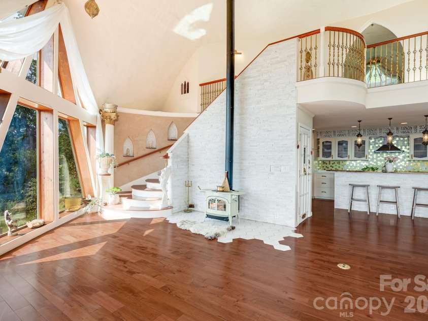 44 Azura Gdns None, Weaverville, NC 28787.  MLS# CAR4368639, YatesRealty ID 10587. 