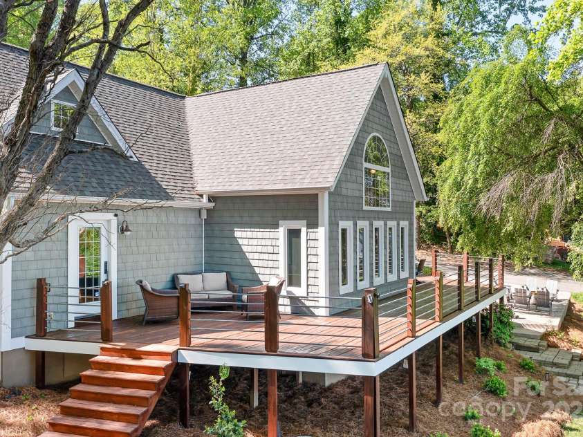 234 Winding Shore Road, Troutman, NC 28166.  MLS# CAR4245762, YatesRealty ID 10588. 