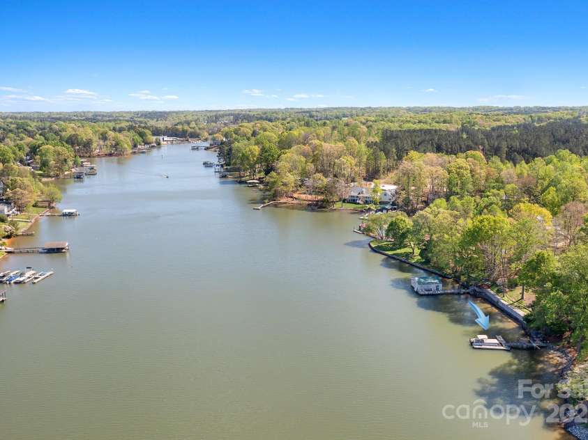 234 Winding Shore Road, Troutman, NC 28166.  MLS# CAR4245762, YatesRealty ID 10588. This view is looking east toward Perth Rd.