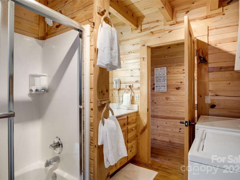 290 Tango Lane, Waynesville, NC 28786.  MLS# CAR4238478, YatesRealty ID 10589. 