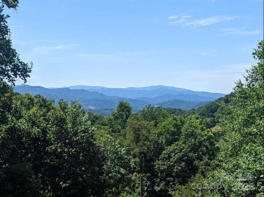 290 Tango Lane, Waynesville, NC 28786.  MLS# CAR4238478, YatesRealty ID 10589. 