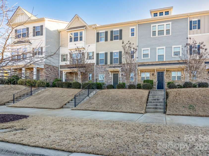 9115 Bluefield Street, Charlotte, NC 28273.  MLS# CAR4215725, YatesRealty ID 1059. 