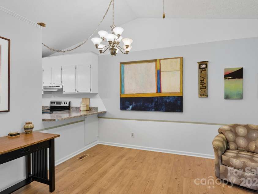 31 Unity Court, Etowah, NC 28729.  MLS# CAR4303028, YatesRealty ID 10590. 