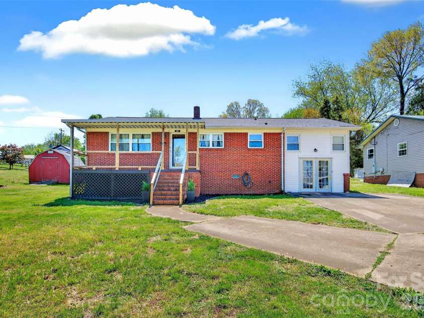 85 Bostic Street, Marion, NC 28752.  MLS# CAR4367538, YatesRealty ID 10591. 