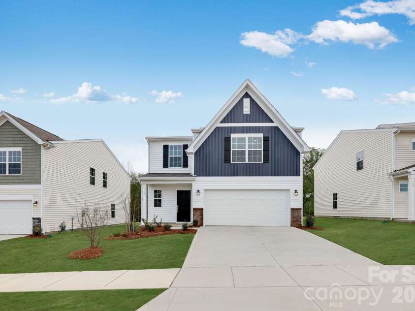717 Espresso Drive, Shelby, NC 28152.  MLS# CAR4368747, YatesRealty ID 10592. 