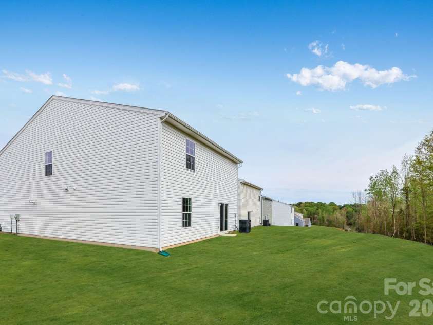 717 Espresso Drive, Shelby, NC 28152.  MLS# CAR4368747, YatesRealty ID 10592. 