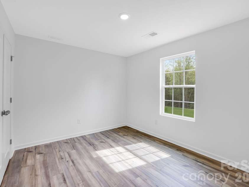 717 Espresso Drive, Shelby, NC 28152.  MLS# CAR4368747, YatesRealty ID 10592. 