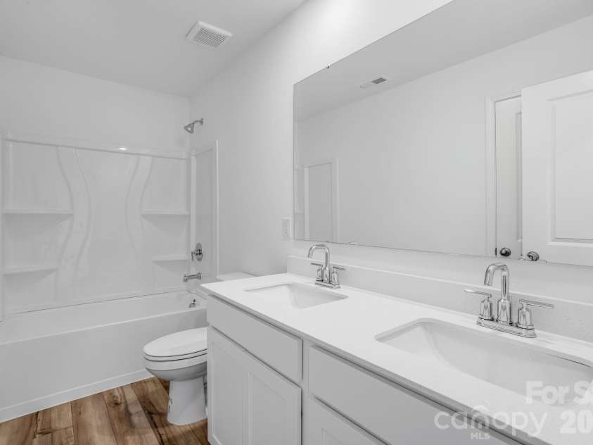 717 Espresso Drive, Shelby, NC 28152.  MLS# CAR4368747, YatesRealty ID 10592. 