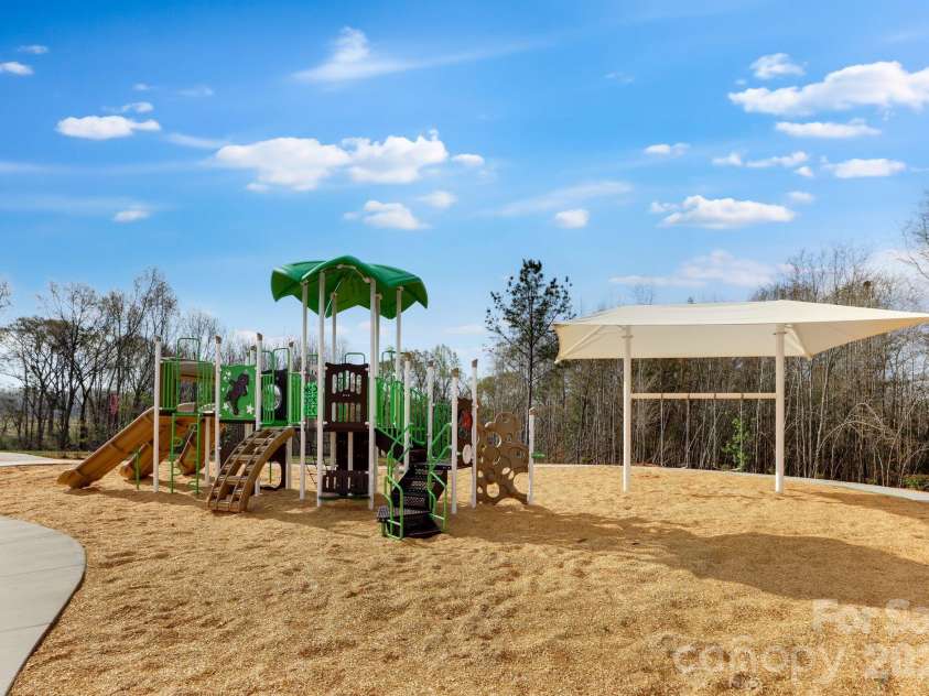 717 Espresso Drive, Shelby, NC 28152.  MLS# CAR4368747, YatesRealty ID 10592. 