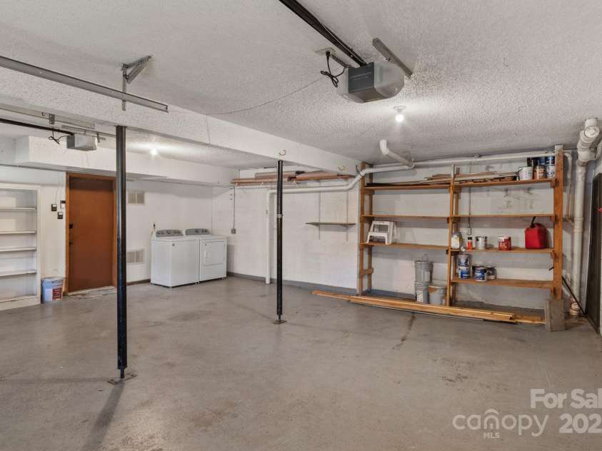 36 Poplar Court, Fletcher, NC 28732.  MLS# CAR4238009, YatesRealty ID 10593. 