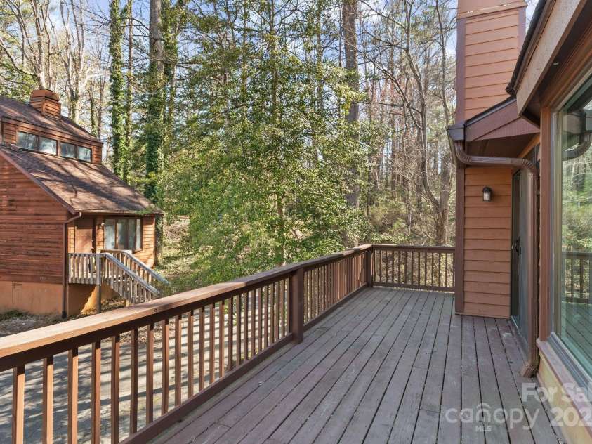 36 Poplar Court, Fletcher, NC 28732.  MLS# CAR4238009, YatesRealty ID 10593. 