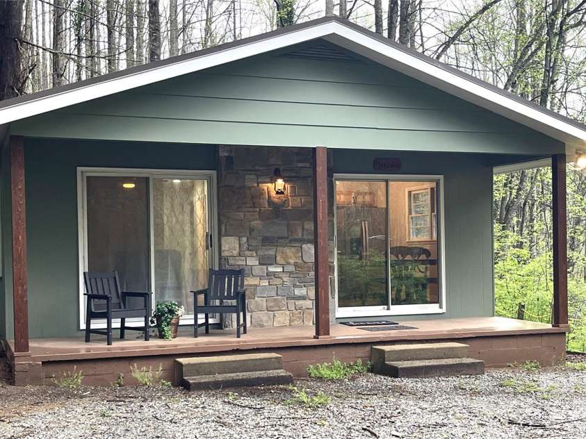 70 Van Culin Divide, Bryson City, NC 28713.  MLS# CAR4243991, YatesRealty ID 10594. 