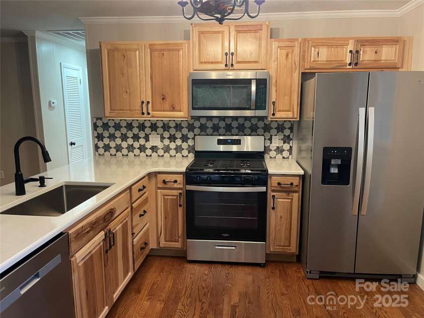 70 Van Culin Divide, Bryson City, NC 28713.  MLS# CAR4243991, YatesRealty ID 10594. 