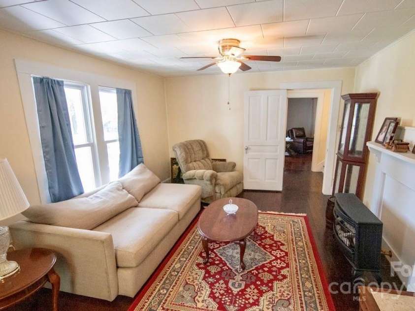 216 Main Street, Granite Falls, NC 28630.  MLS# CAR4242619, YatesRealty ID 10595. 