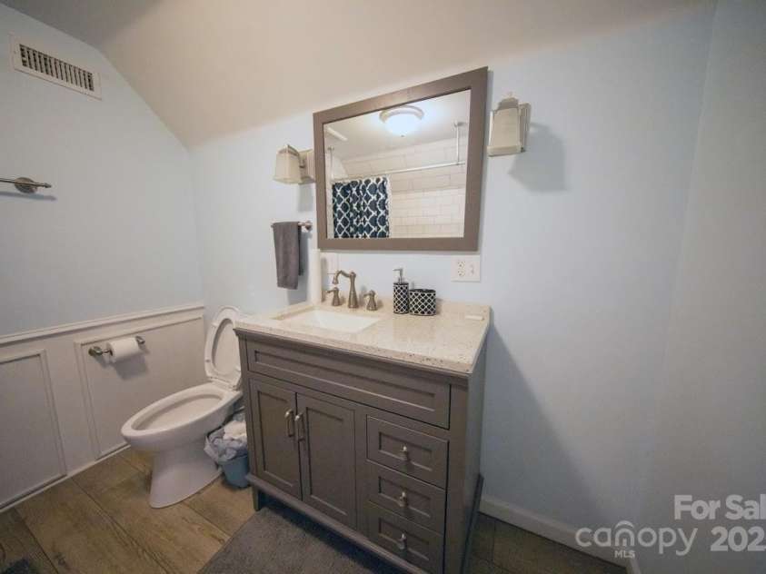 216 Main Street, Granite Falls, NC 28630.  MLS# CAR4242619, YatesRealty ID 10595. 