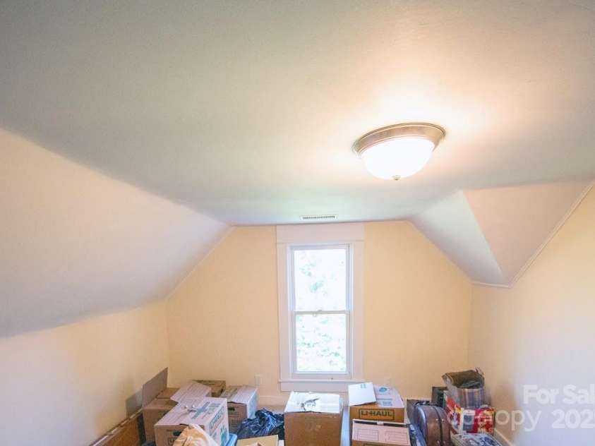 216 Main Street, Granite Falls, NC 28630.  MLS# CAR4242619, YatesRealty ID 10595. 