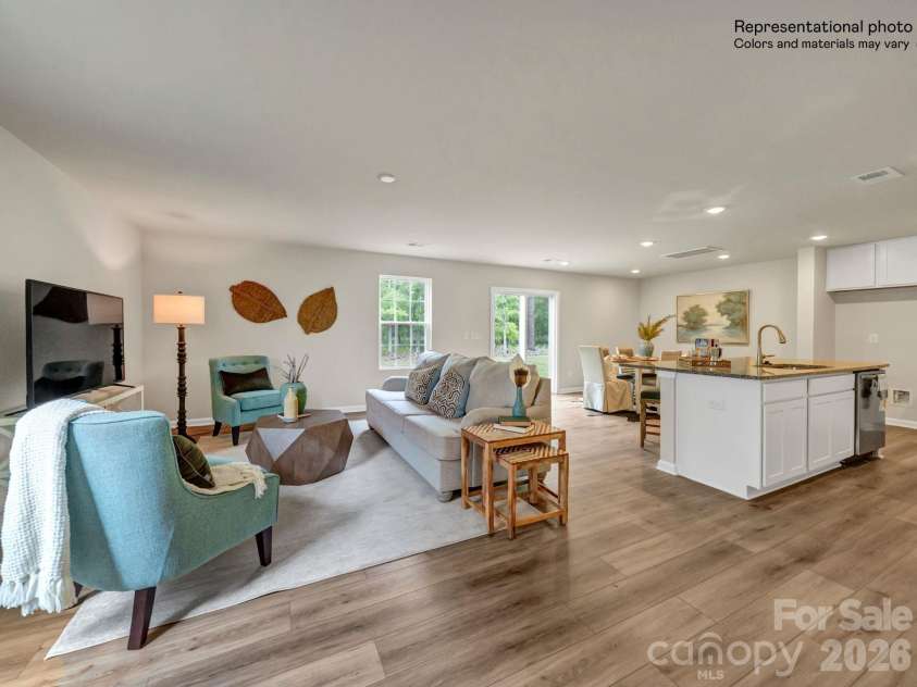 712 Espresso Drive, Shelby, NC 28152.  MLS# CAR4368759, YatesRealty ID 10595. 