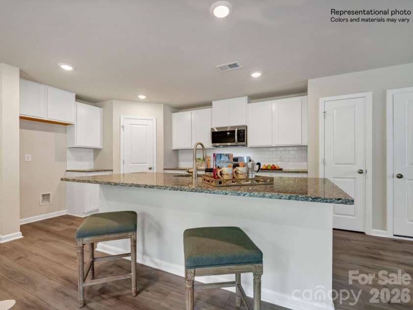 712 Espresso Drive, Shelby, NC 28152.  MLS# CAR4368759, YatesRealty ID 10595. 